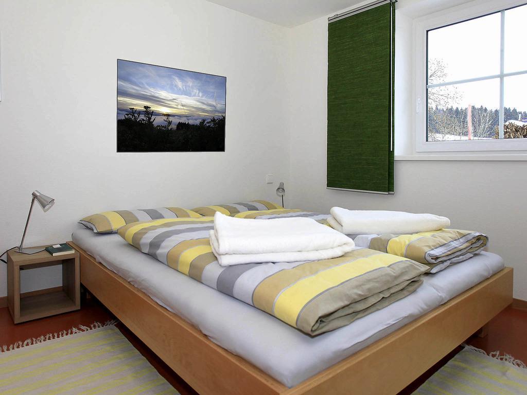 Dreiländerblick Ferienappartements Herrischried Zimmer foto