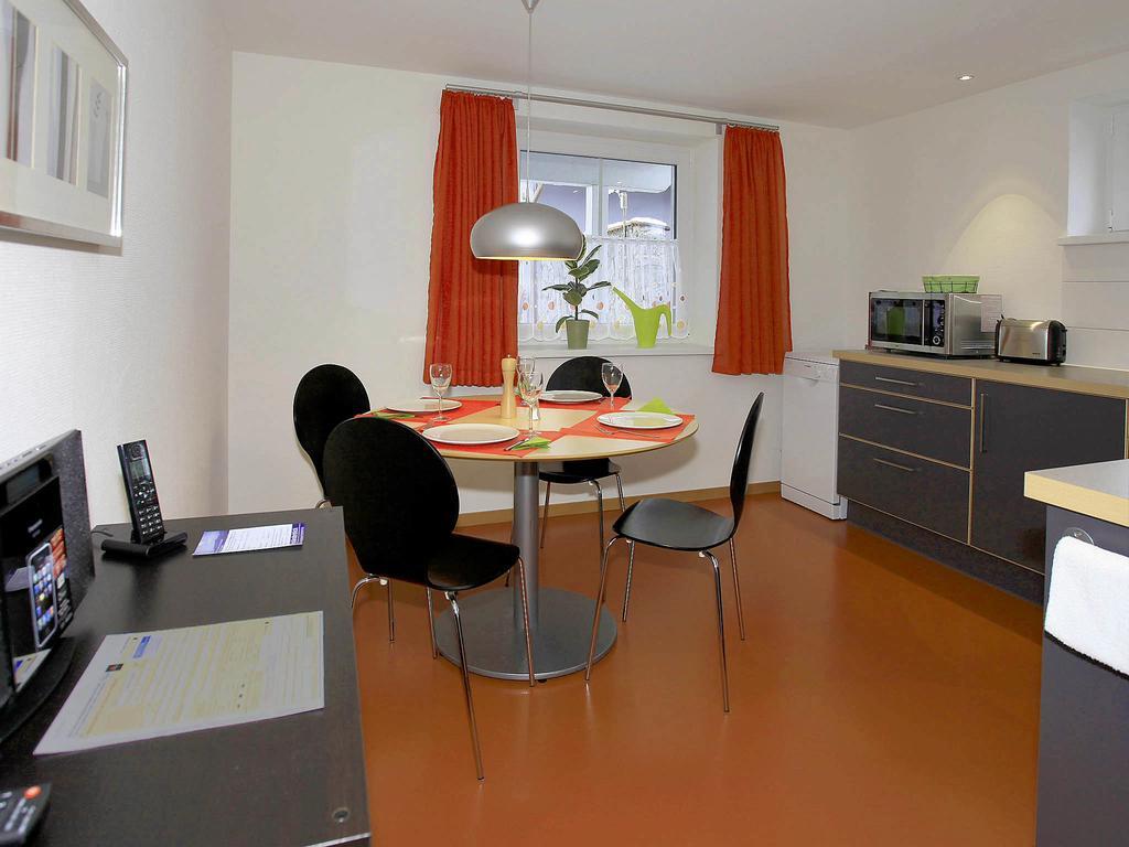 Dreiländerblick Ferienappartements Herrischried Zimmer foto